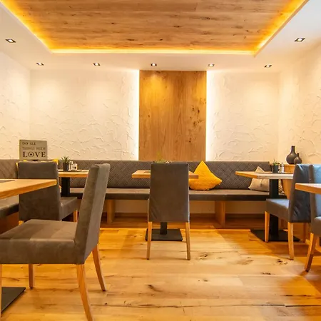 Gaestehaus Julia 3* Ischgl