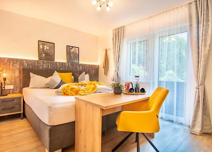 Pensión Gaestehaus Julia 3*