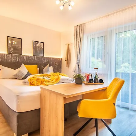 Penzion Gaestehaus Julia 3*