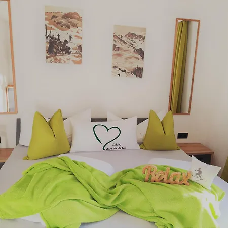 Gaestehaus Julia 3*